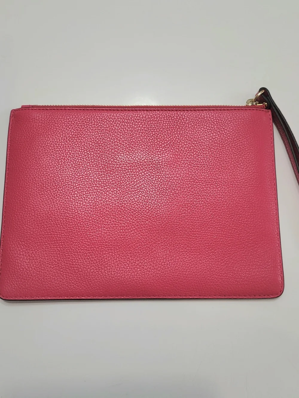 MICHAEL KORS Pink Quilted Eyelet Wristlet Cluth